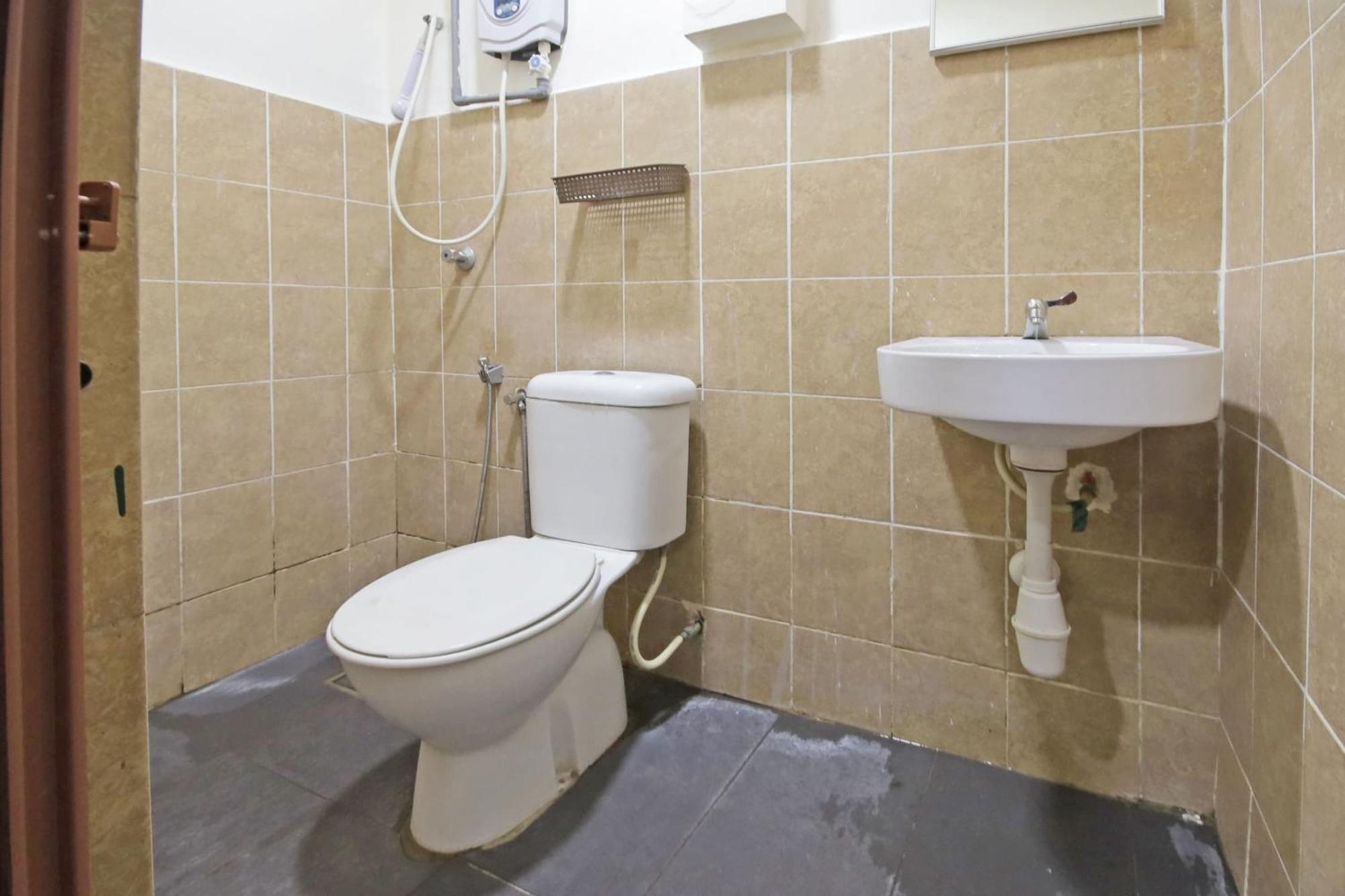 קואלה לומפור Oyo 89562 Hotel Shalimar מראה חיצוני תמונה
